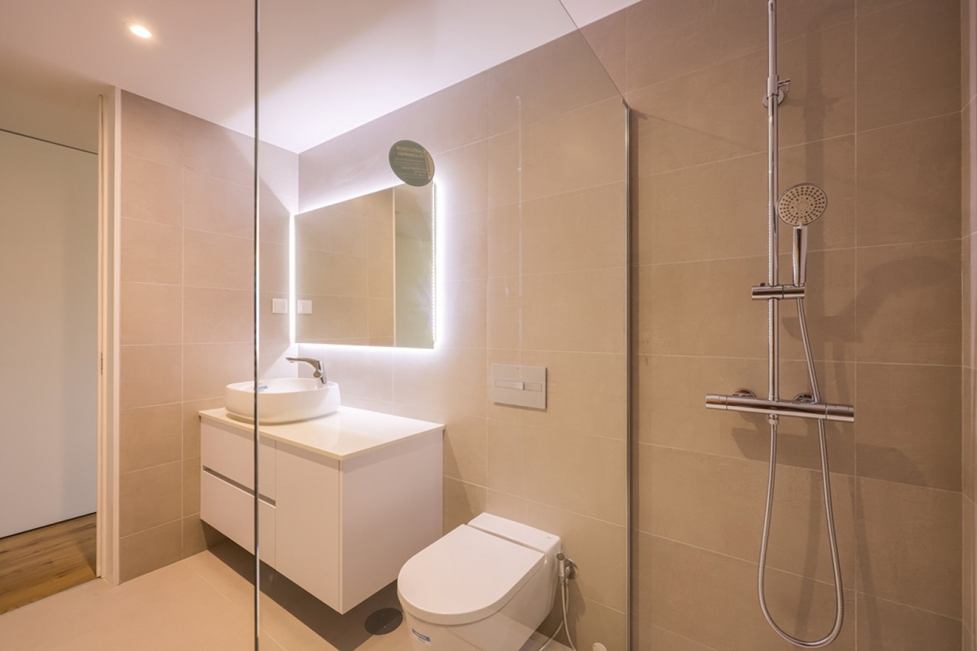 Apartamento T3 com varandas no Cais da Fonte Nova em Aveiro_362800