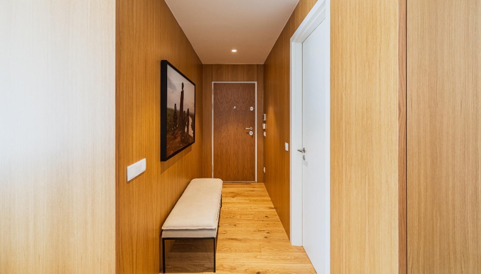 New 3 bedroom apartment with balconies for sale in Porto, Portugal_362882