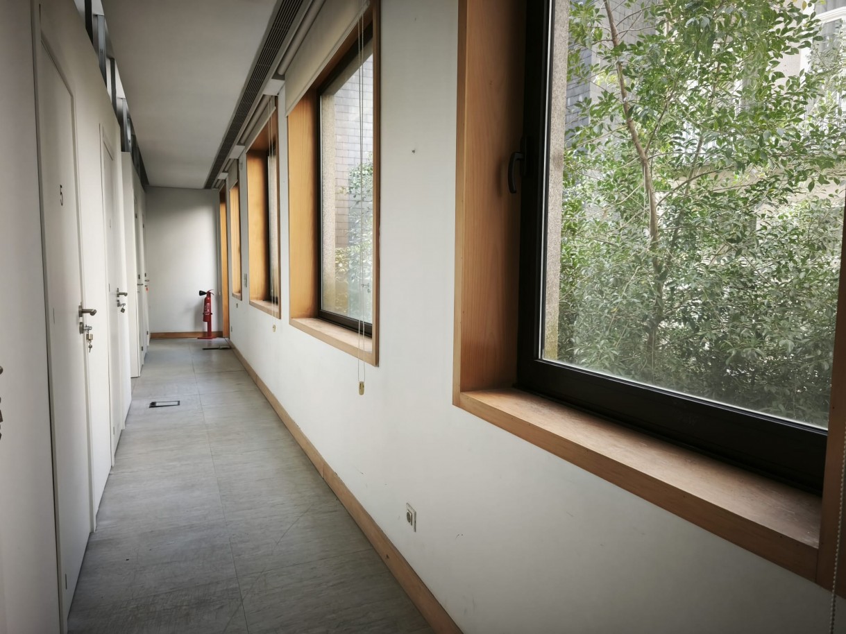 Two buildings for sale in the Historic Center of Porto, Portugal_362908