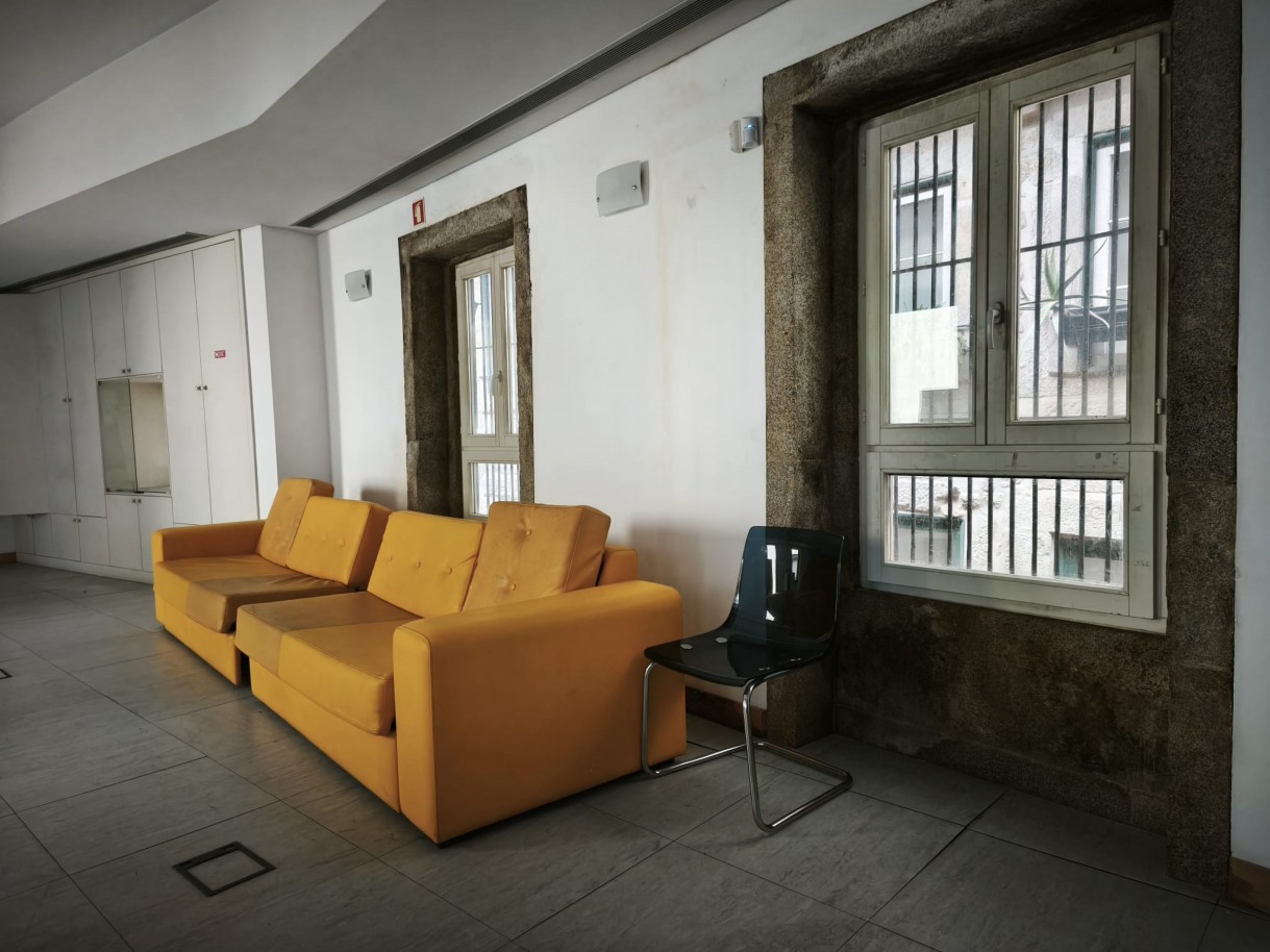 Two buildings for sale in the Historic Center of Porto, Portugal_362909