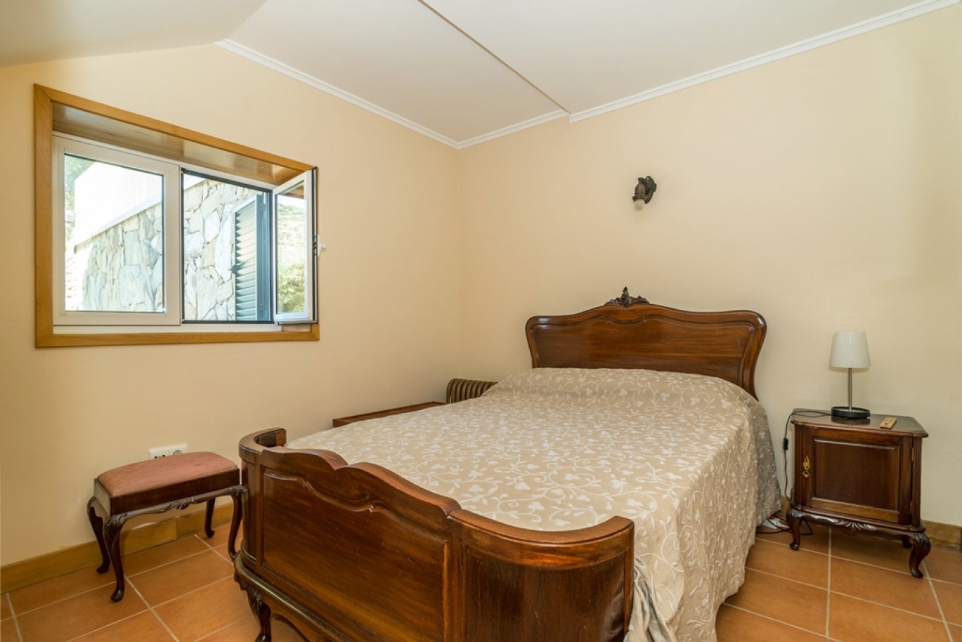 Haus mit Blick auf den Douro Fluss, Douro-Demarkations-Region, Portugal_362959