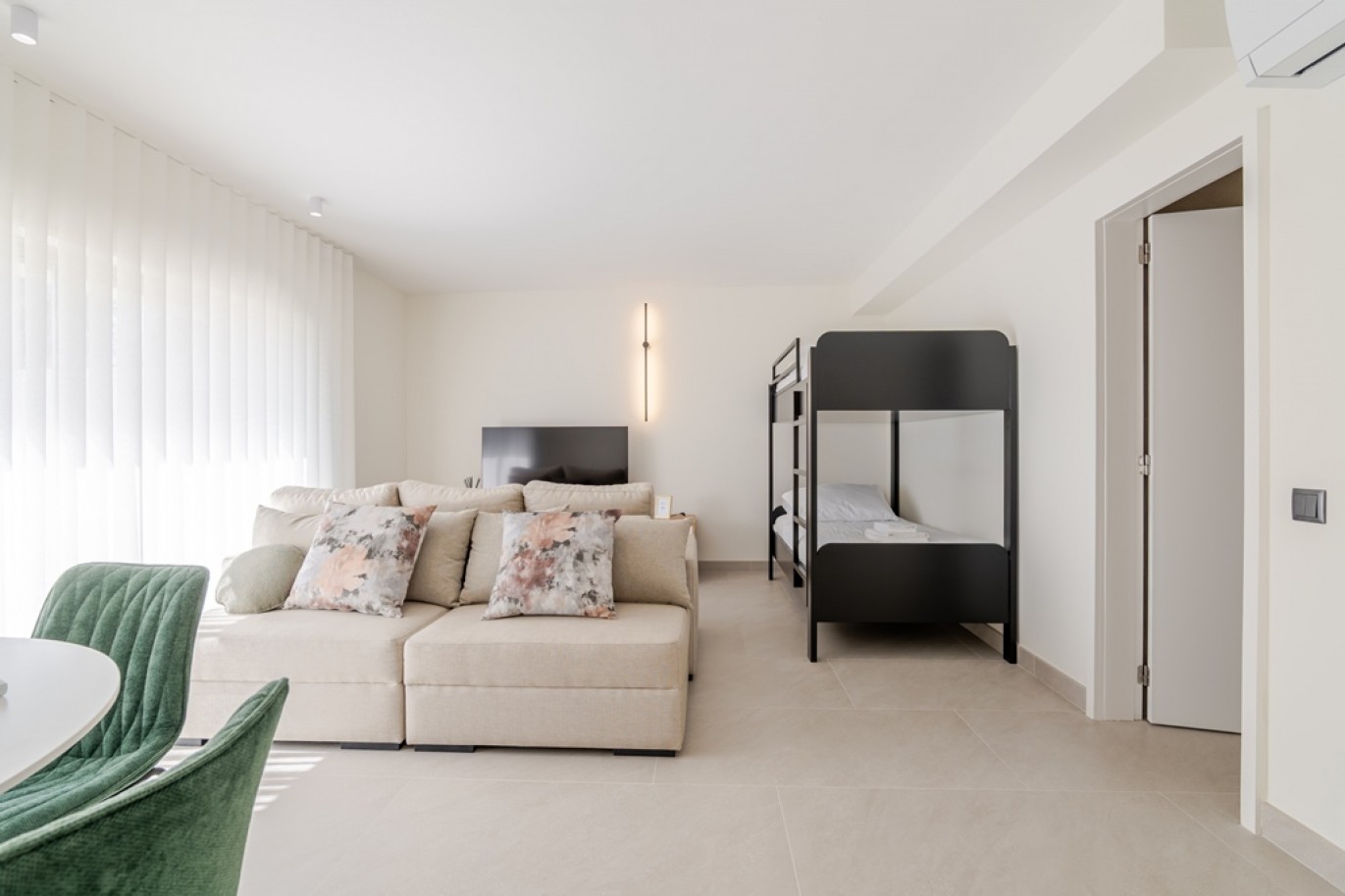 Moradia V4 com jardim e piscina em Ponte de Lima_363036