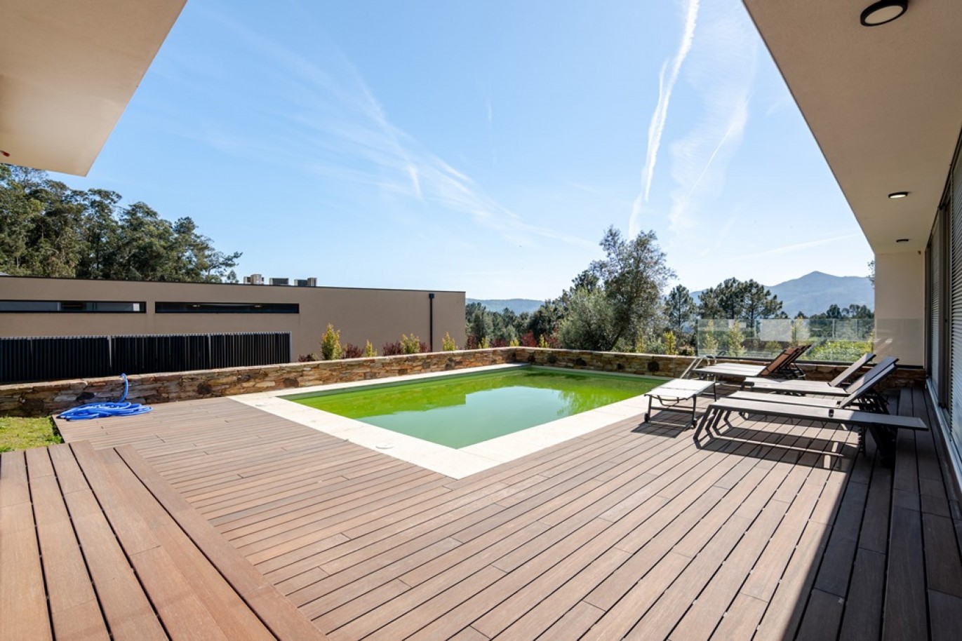 Moradia V4 com jardim e piscina em Ponte de Lima_363064