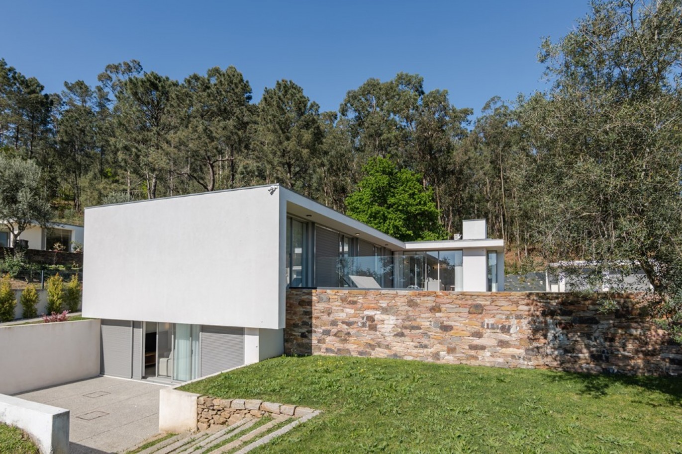 Moradia V4 com jardim e piscina em Ponte de Lima_363081