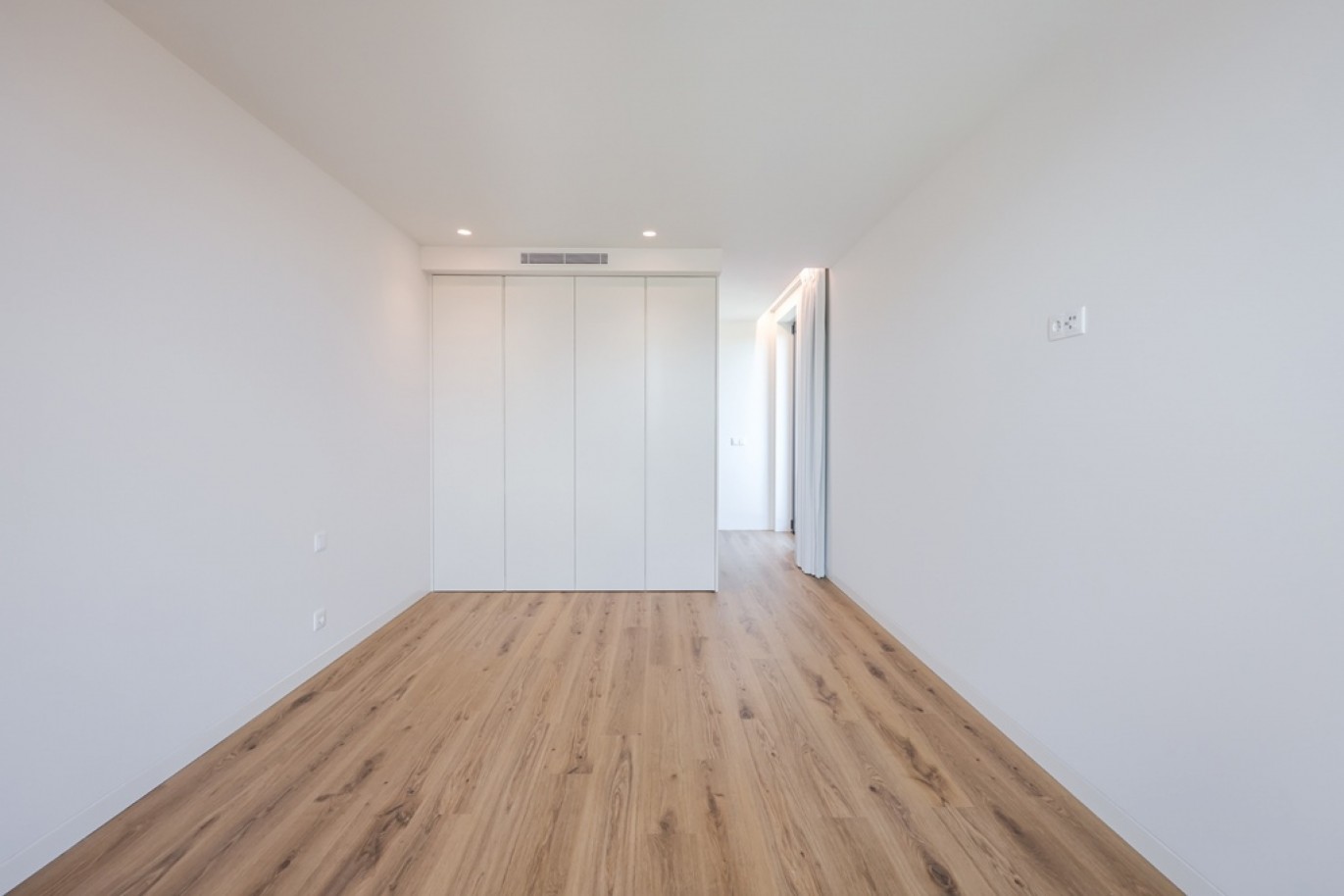 Vier Schlafzimmer Duplex-Wohnung mit Terrasse in Aveiro, Portugal_363109