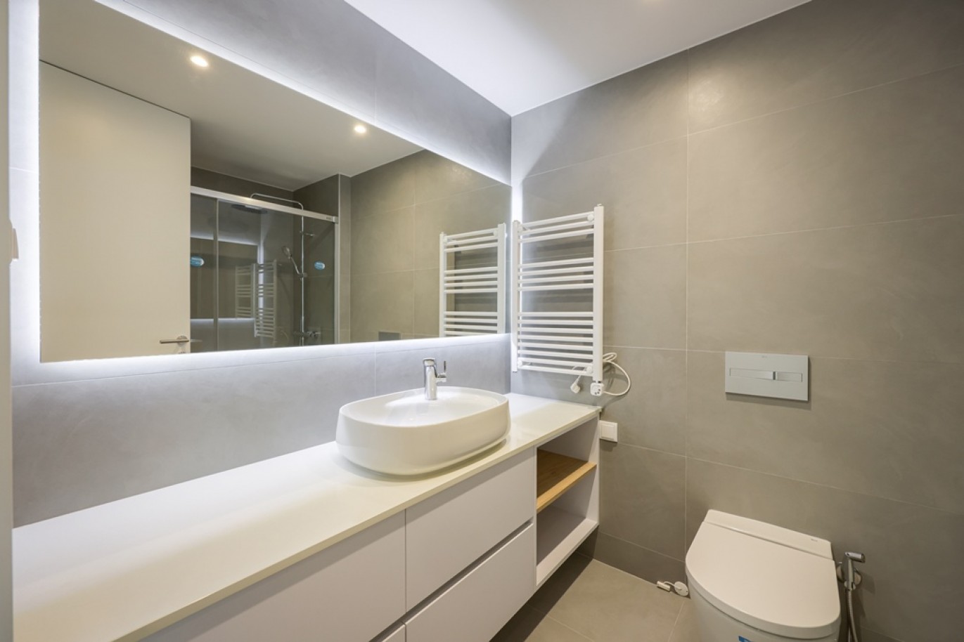 Vier Schlafzimmer Duplex-Wohnung mit Terrasse in Aveiro, Portugal_363110