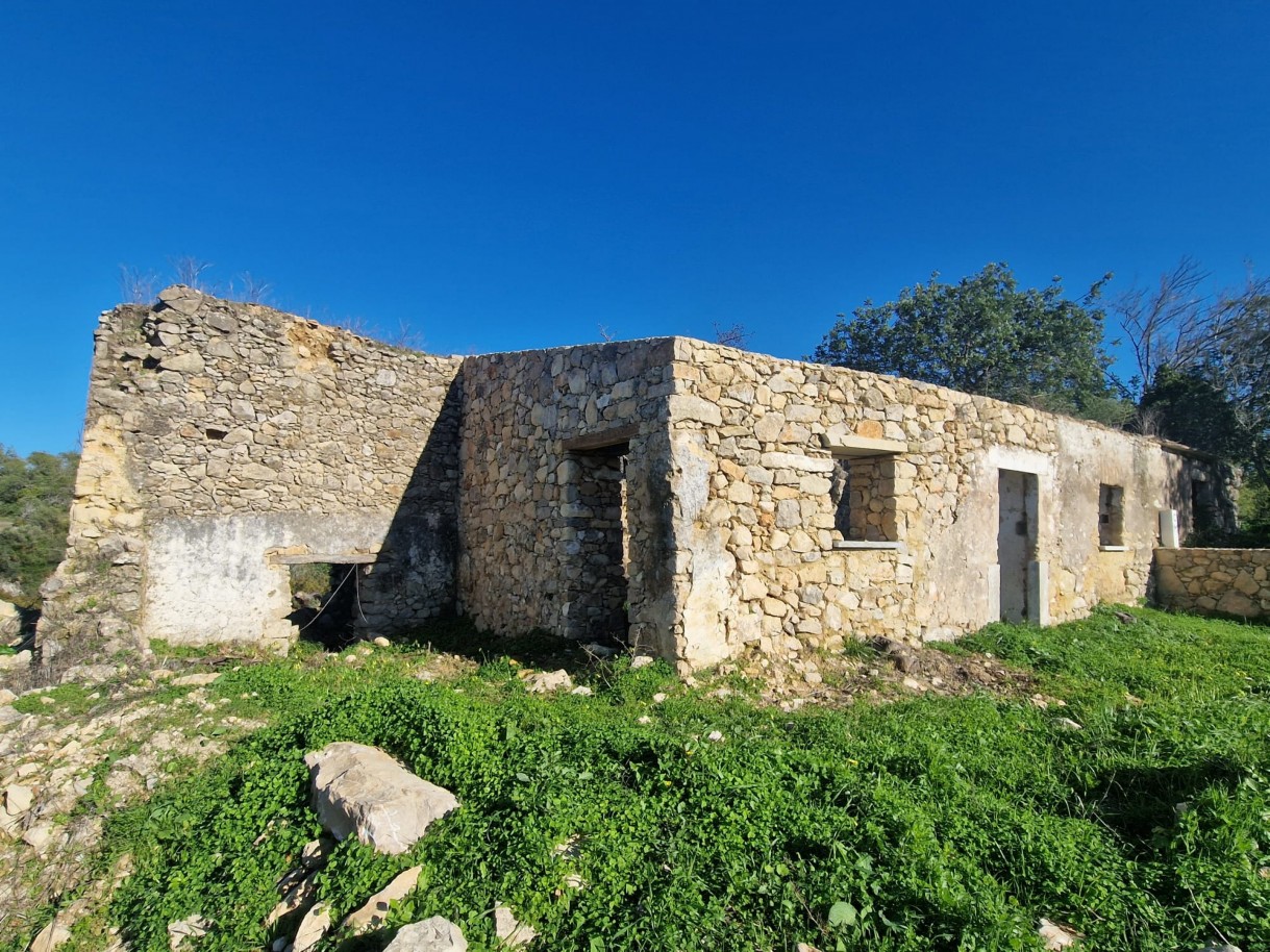 Land with ruins for sale in Loulé, Algarve, Portugal_363165