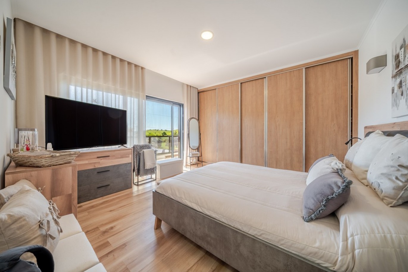 Villa 4 chambres avec piscine à vendre à Portimão, Algarve, Portugal_363224