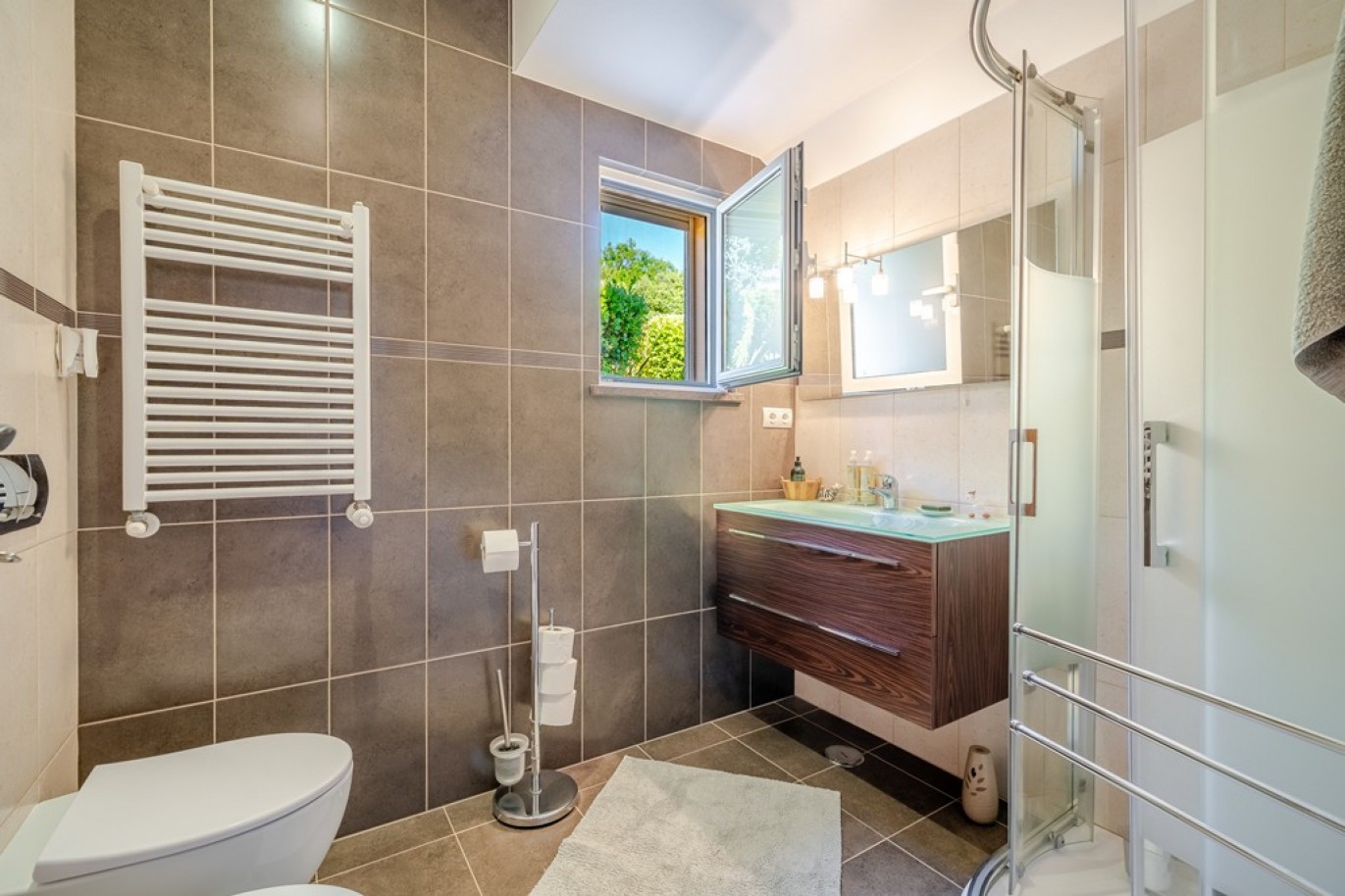 Fantástica Moradia V4 com piscina para venda em Lagos, Algarve_363664