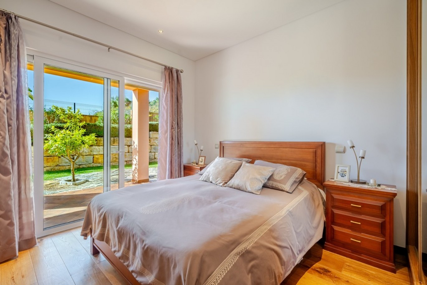 Fantástica Moradia V4 com piscina para venda em Lagos, Algarve_363666