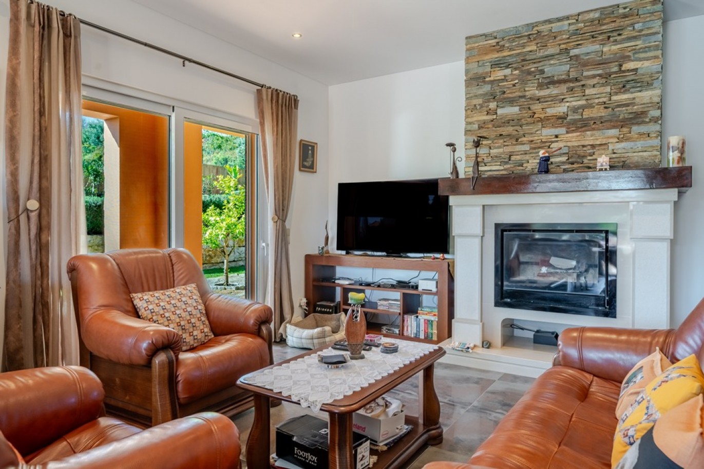 Fantástica Moradia V4 com piscina para venda em Lagos, Algarve_363678