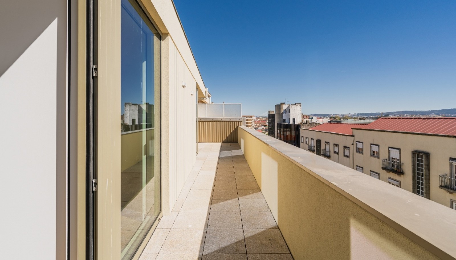 2-Zimmer-Penthouse mit Terrasse zu verkaufen, Porto Zentrum, Poprtugal_363693