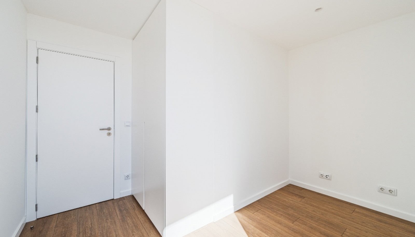 2-Zimmer-Penthouse mit Terrasse zu verkaufen, Porto Zentrum, Poprtugal_363696