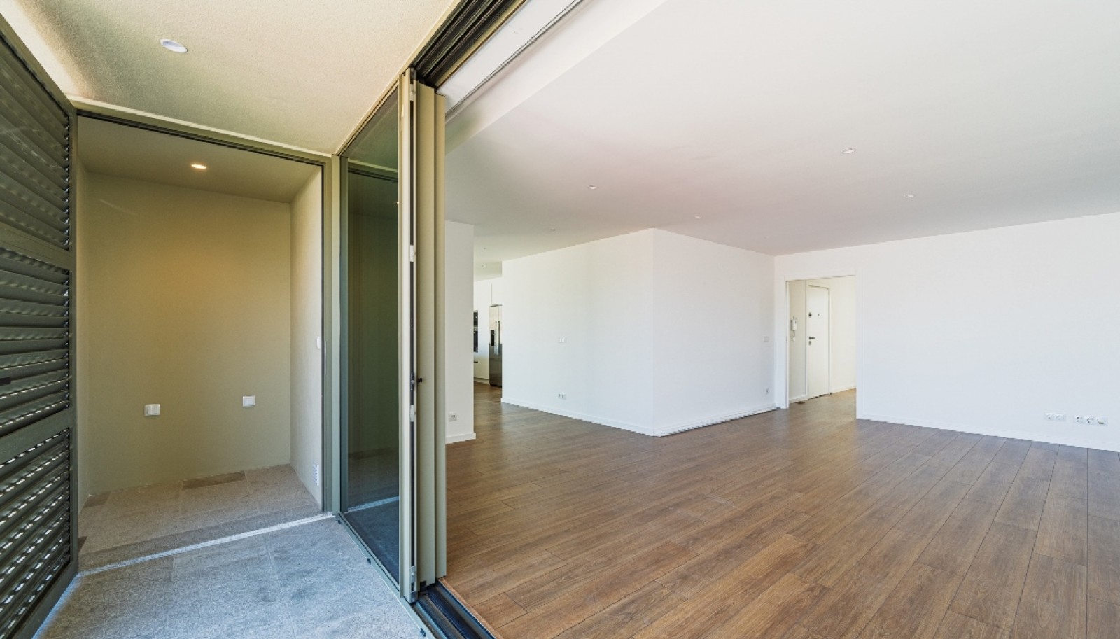 2-Zimmer-Penthouse mit Terrasse zu verkaufen, Porto Zentrum, Poprtugal_363701