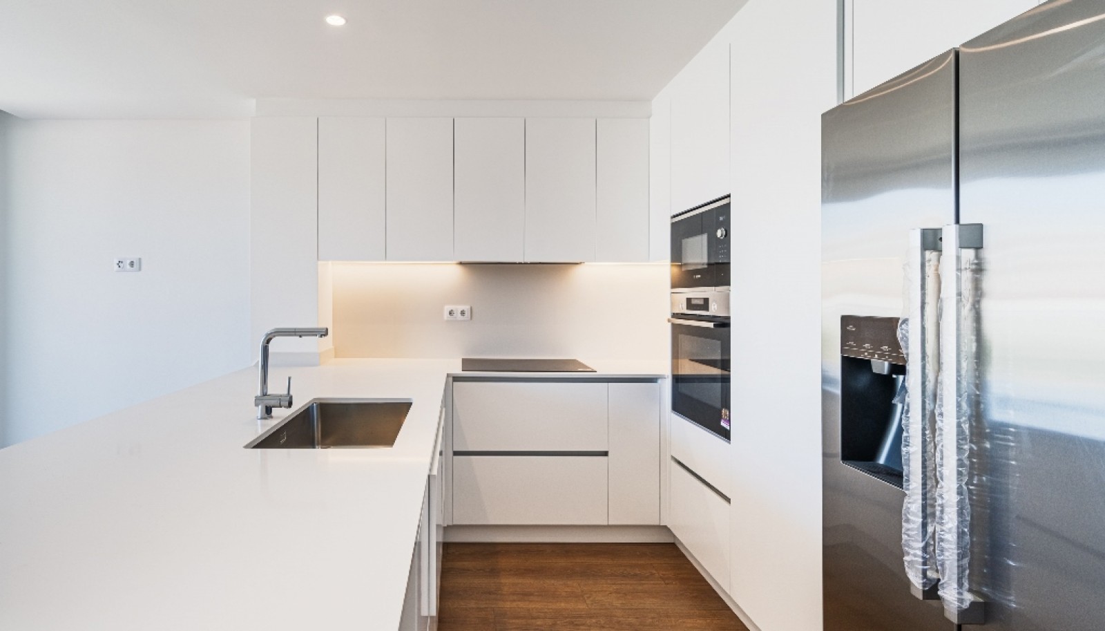 2-Zimmer-Penthouse mit Terrasse zu verkaufen, Porto Zentrum, Poprtugal_363711