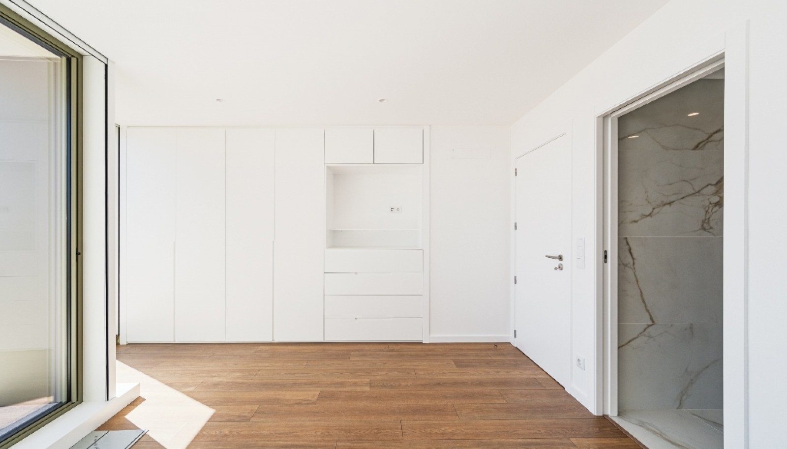 2-Zimmer-Penthouse mit Terrasse zu verkaufen, Porto Zentrum, Poprtugal_363712