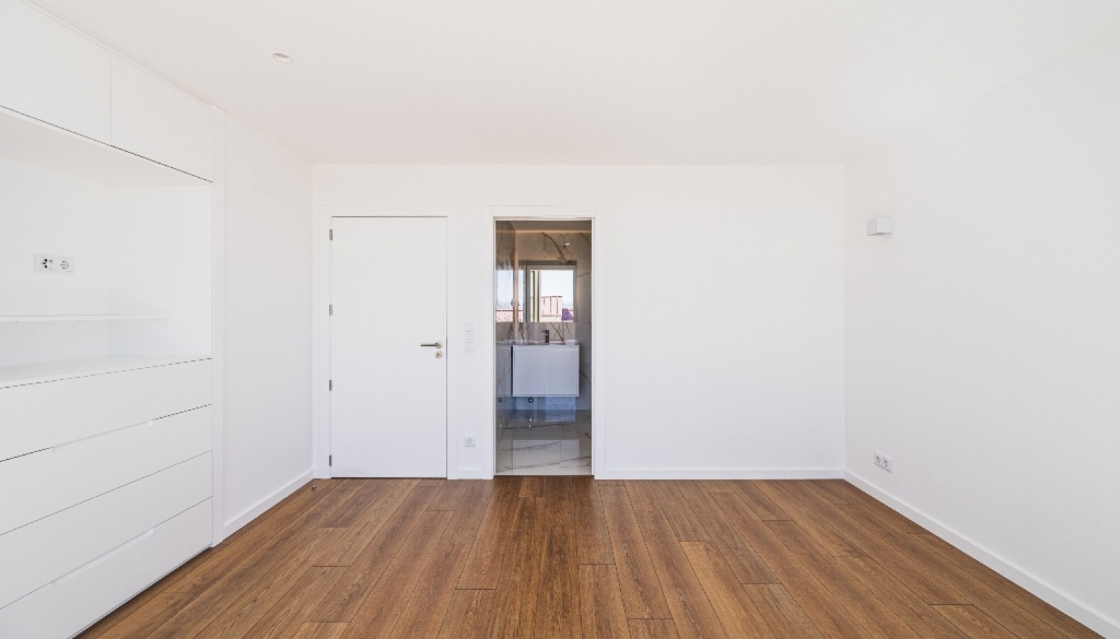 2-Zimmer-Penthouse mit Terrasse zu verkaufen, Porto Zentrum, Poprtugal_363714