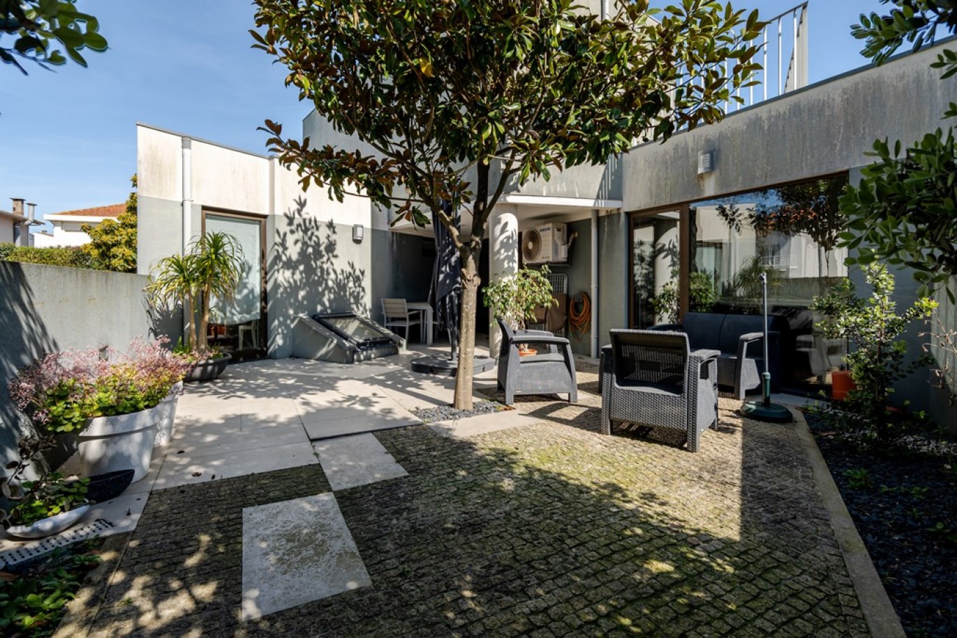 House in Povoa de Varzim - Image 2