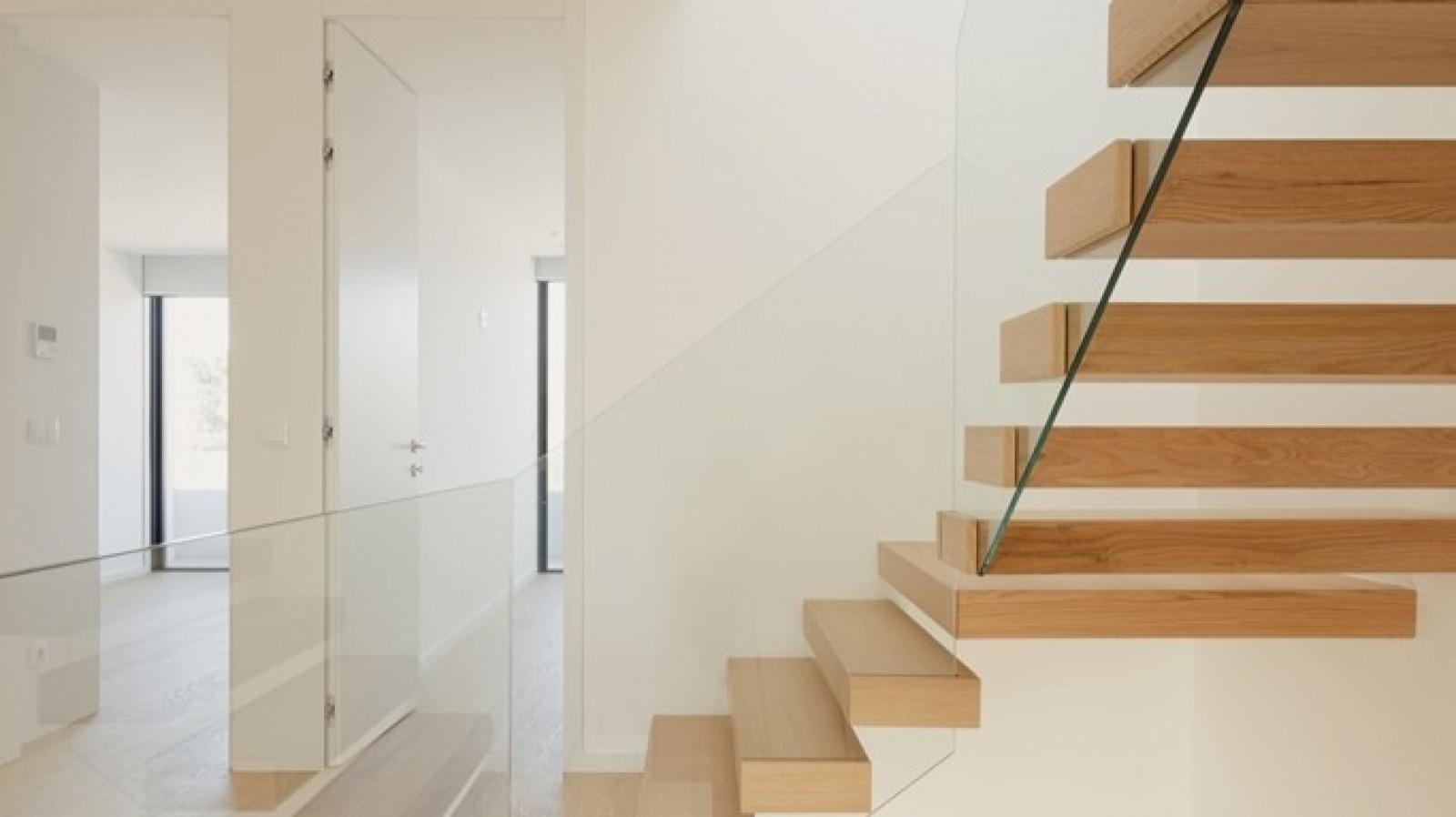 Villa mit Garten, Pool und Meerblick zu verkaufen, Valadares, Portugal_363902