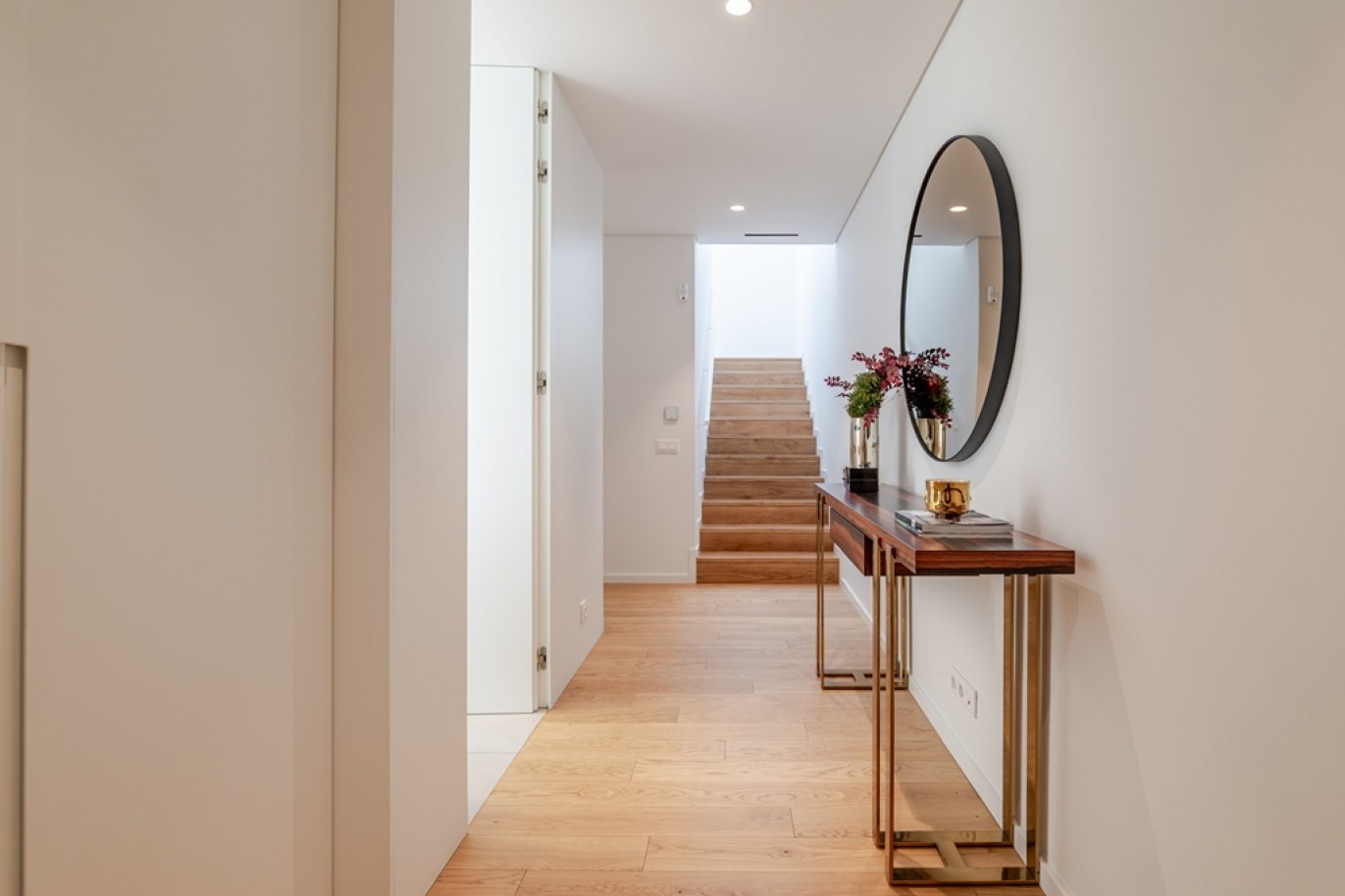 Contemporary 4 bedroom villa for sale in Foz, Porto, Portugal_364438