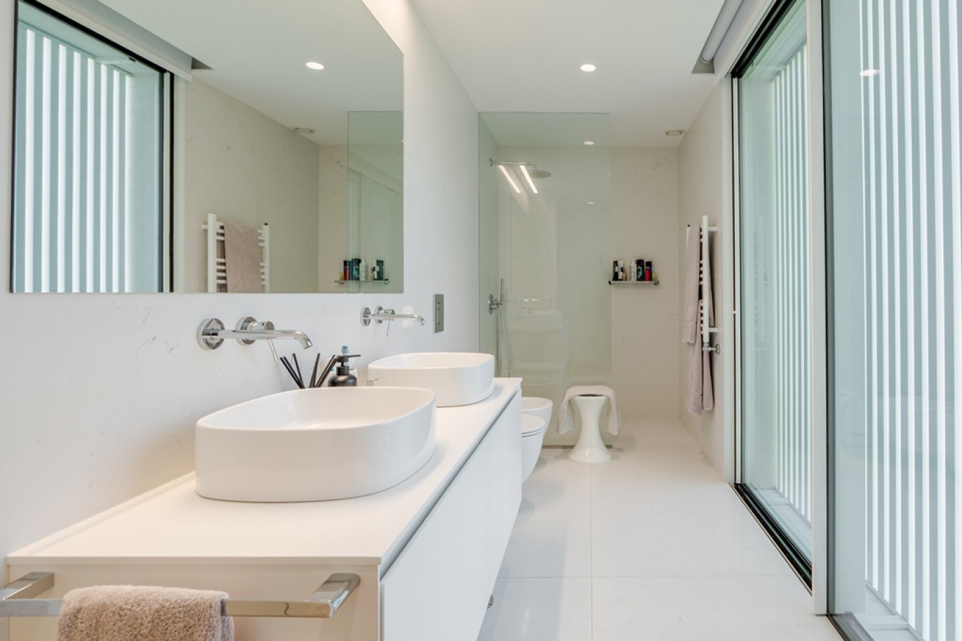 Contemporary 4 bedroom villa for sale in Foz, Porto, Portugal_364450