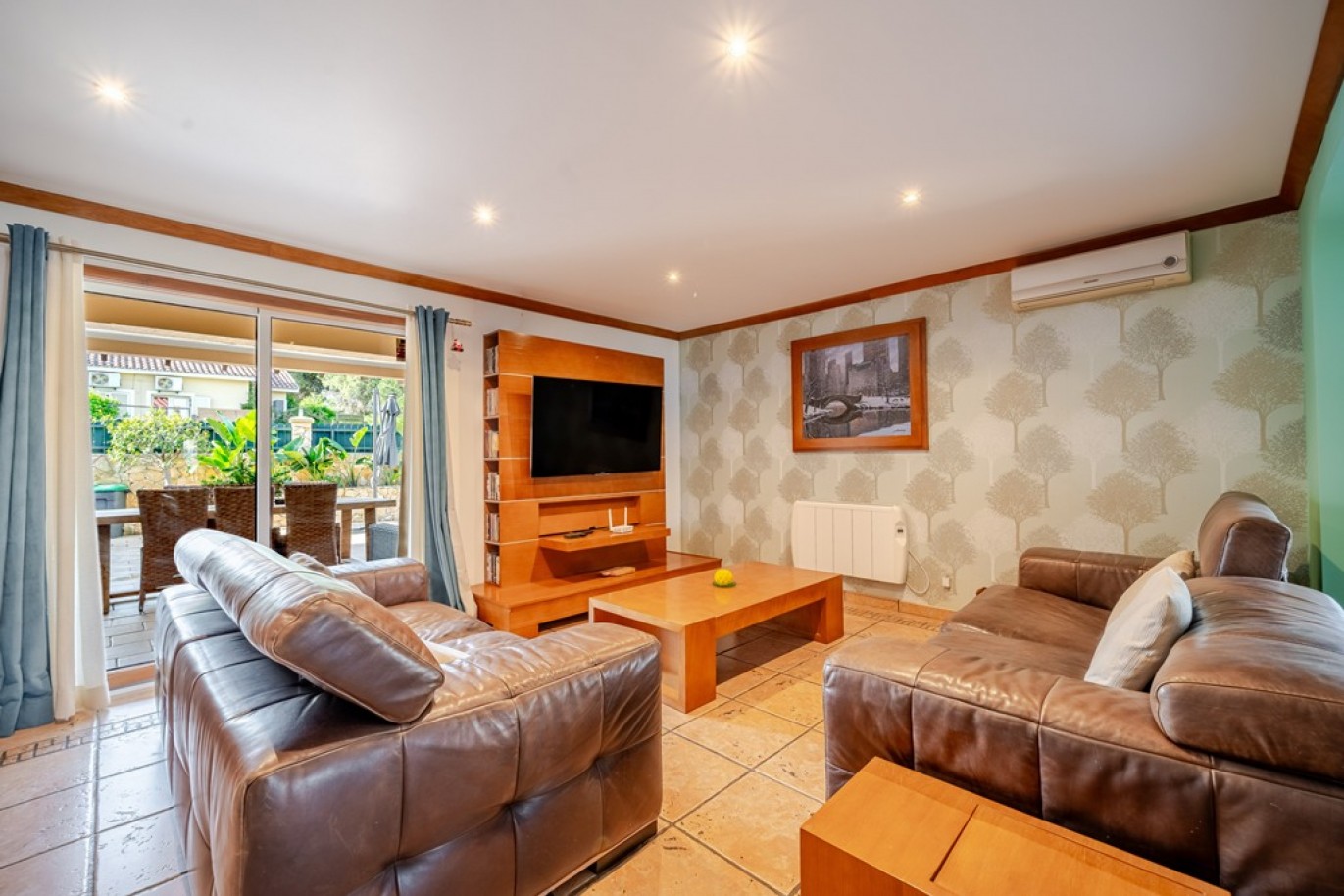 3-bedroom Townhouse for sale in Albufeira, Algarve, Portugal_364529