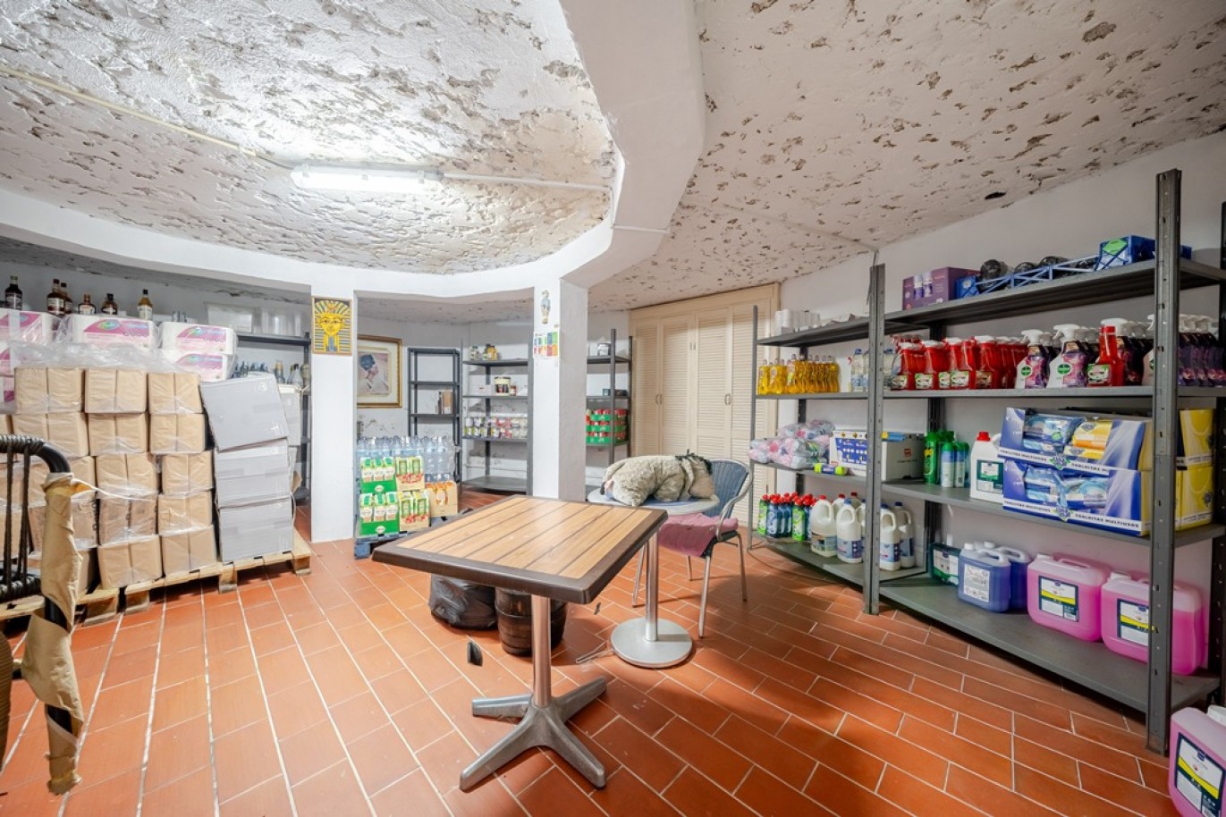 Local comercial en venta en Albufeira, Algarve, Portugal_364544