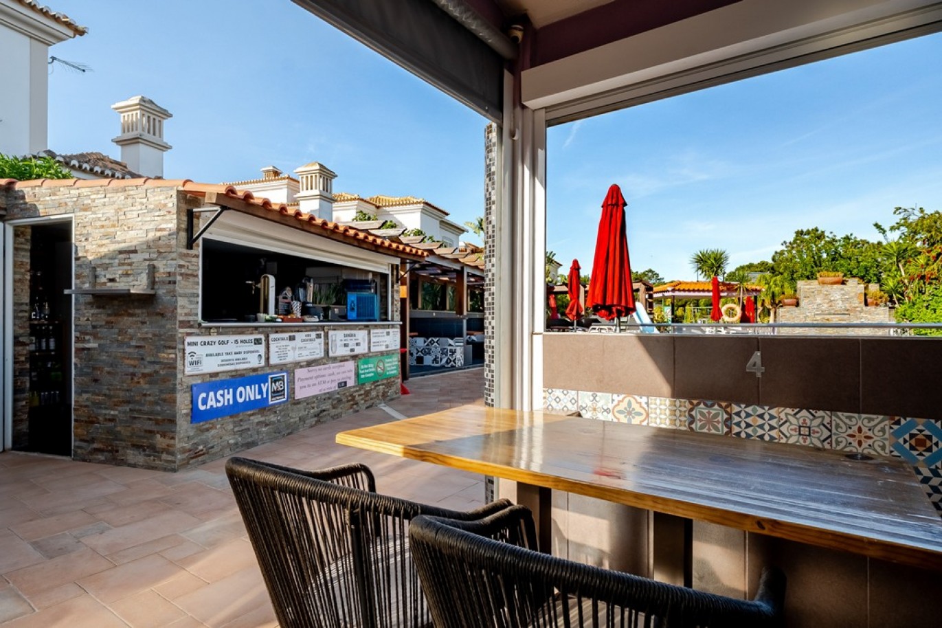 Local comercial en venta en Albufeira, Algarve, Portugal_364547