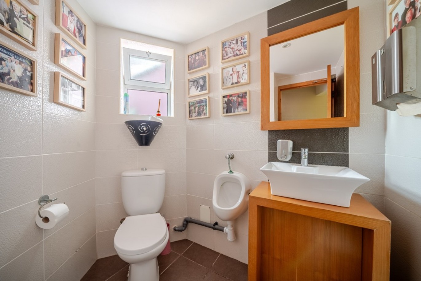 Local comercial en venta en Albufeira, Algarve, Portugal_364563