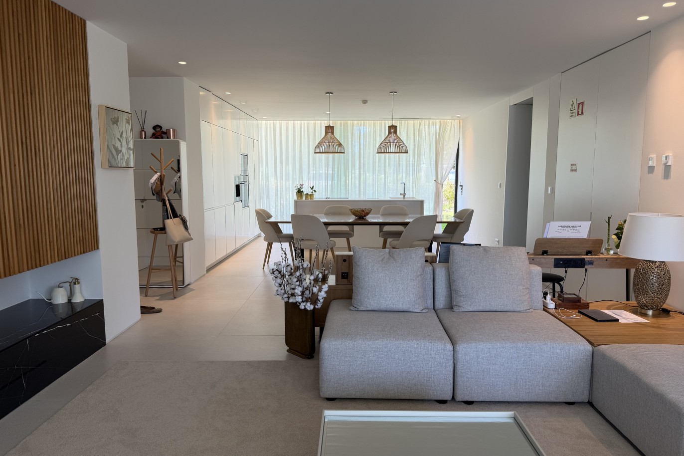 Luxuoso apartamento T2, para venda em Vilamoura, Algarve_364816