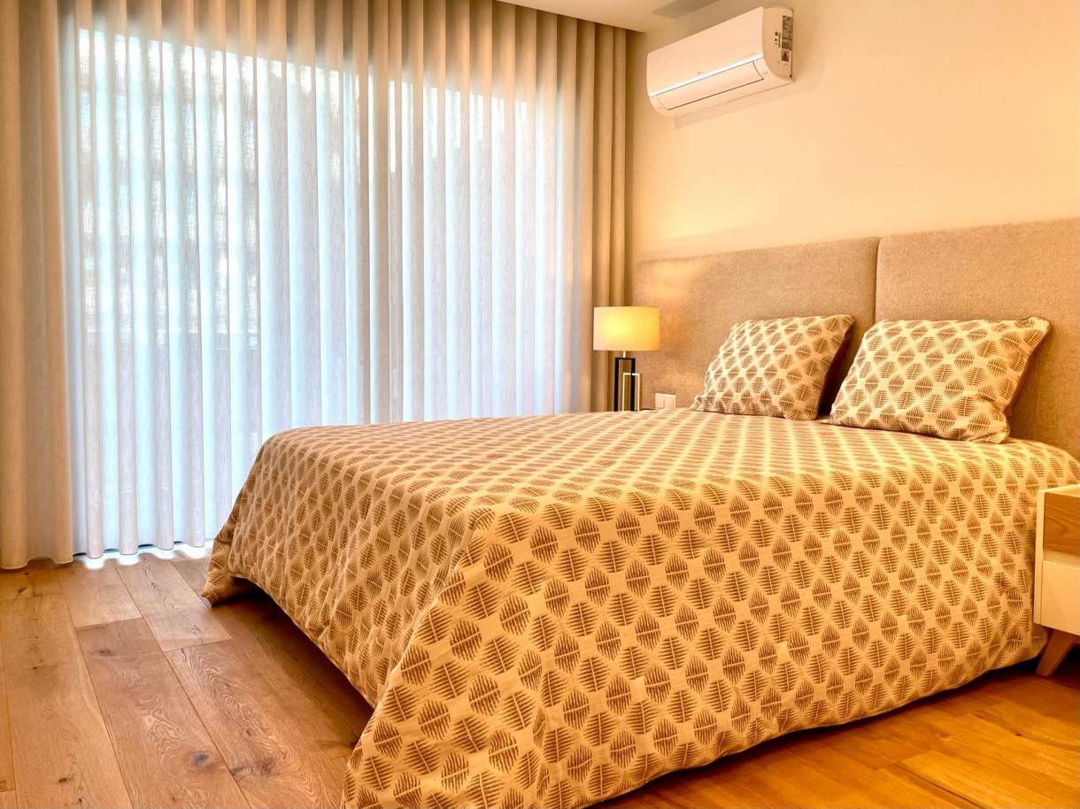 Apartamento T3 com amplo terraço à venda na Madalena em Vila Nova de Gaia, Portugal_364857