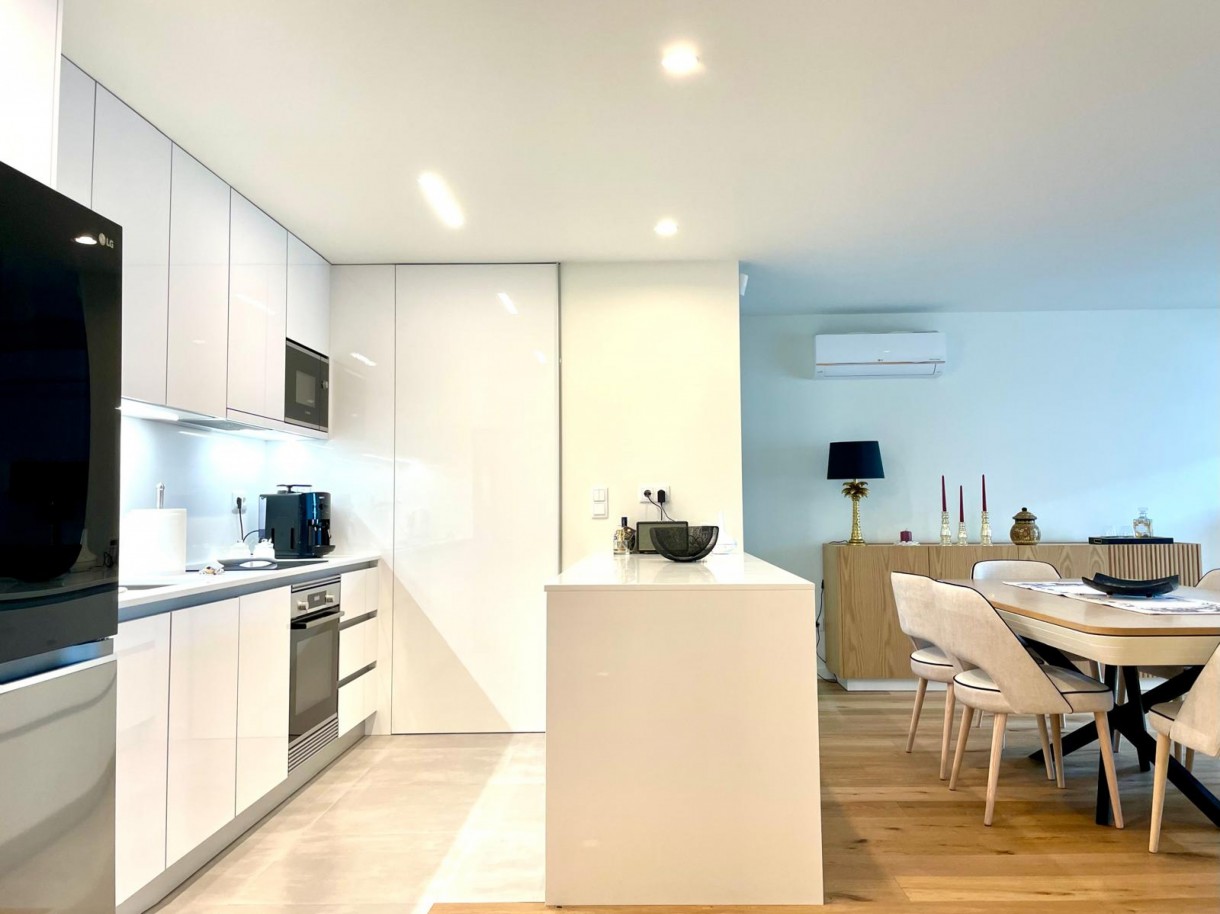 Apartamento T3 com amplo terraço à venda na Madalena em Vila Nova de Gaia, Portugal_364858