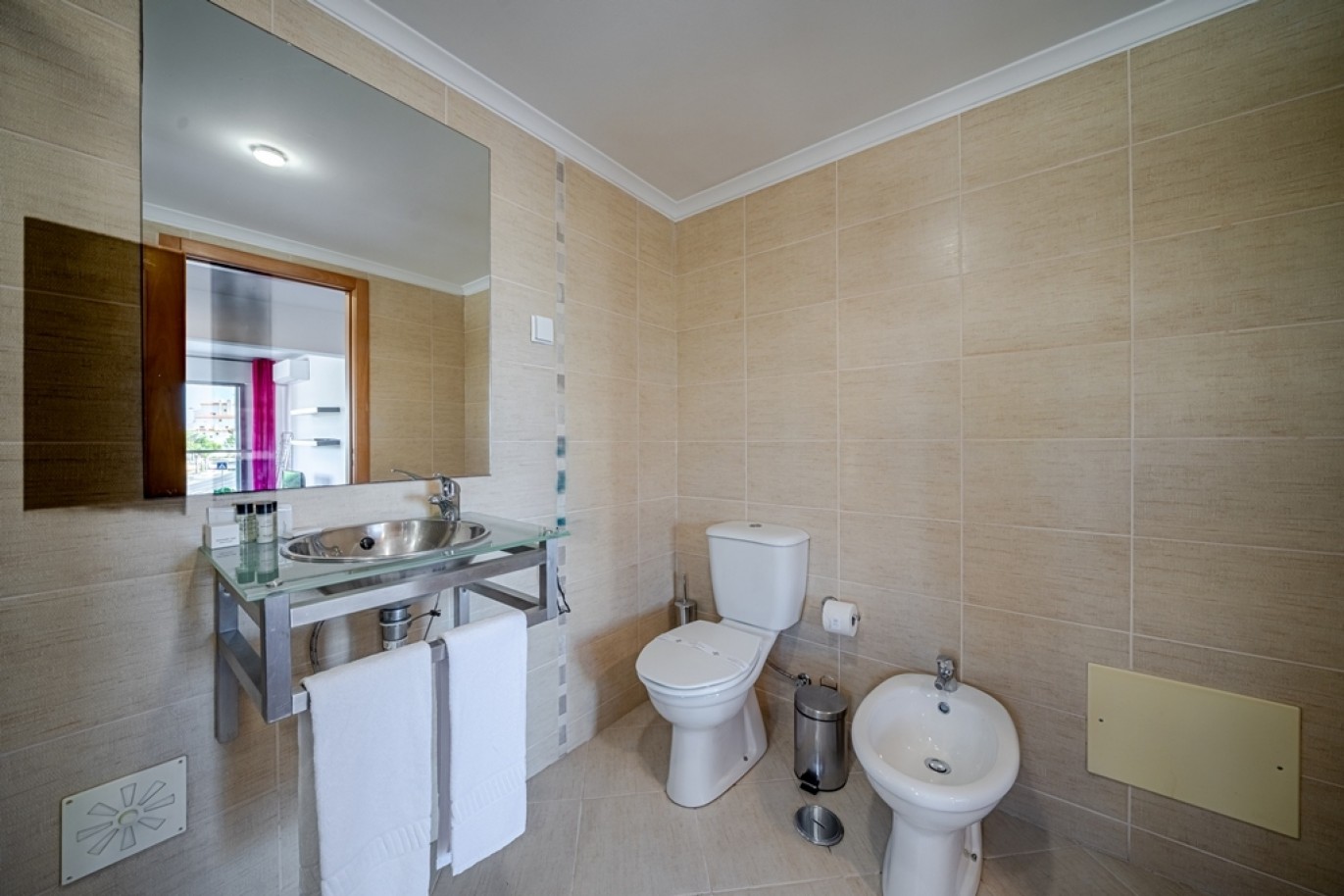Elegante Apartamento T1 com piscina à venda em Portimão, Algarve_365054