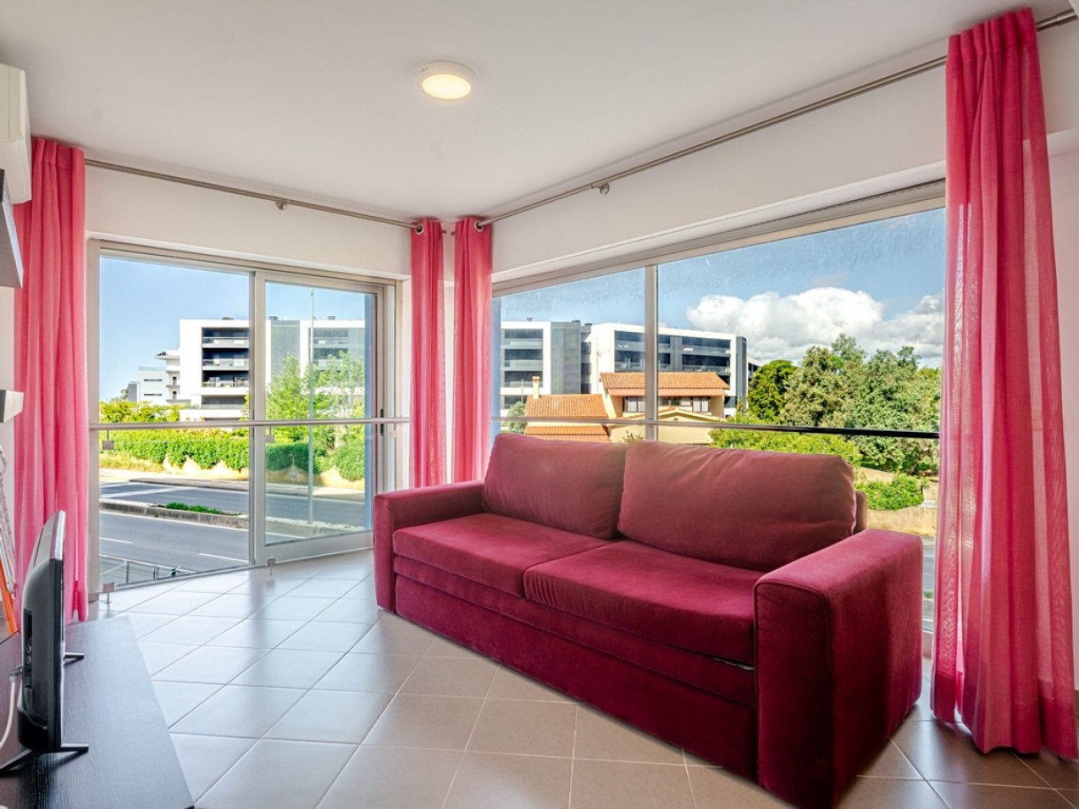 Elegante Apartamento T1 com piscina à venda em Portimão, Algarve_365057