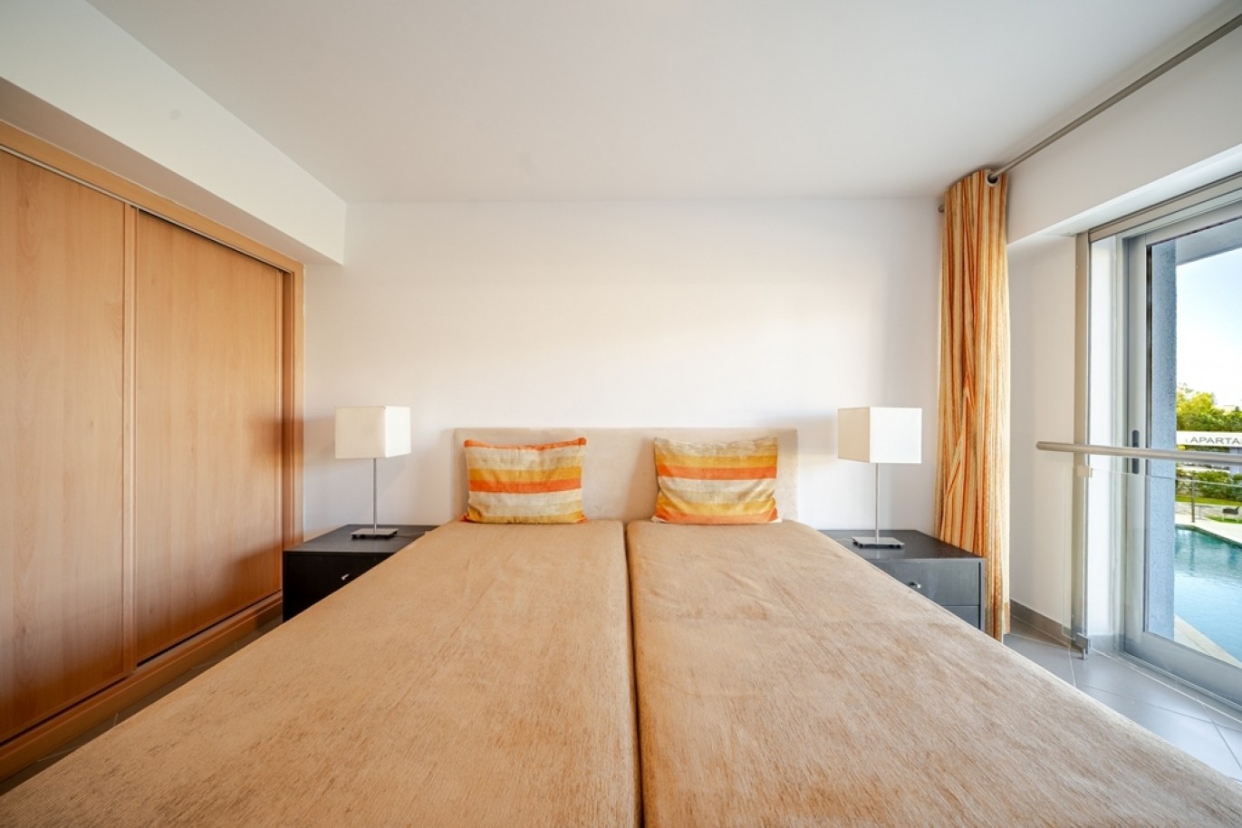 Elegante Apartamento T1 com piscina à venda em Portimão, Algarve_365070