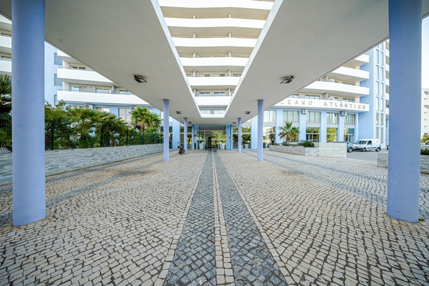 Elegante Apartamento T1 com piscina à venda em Portimão, Algarve_365079