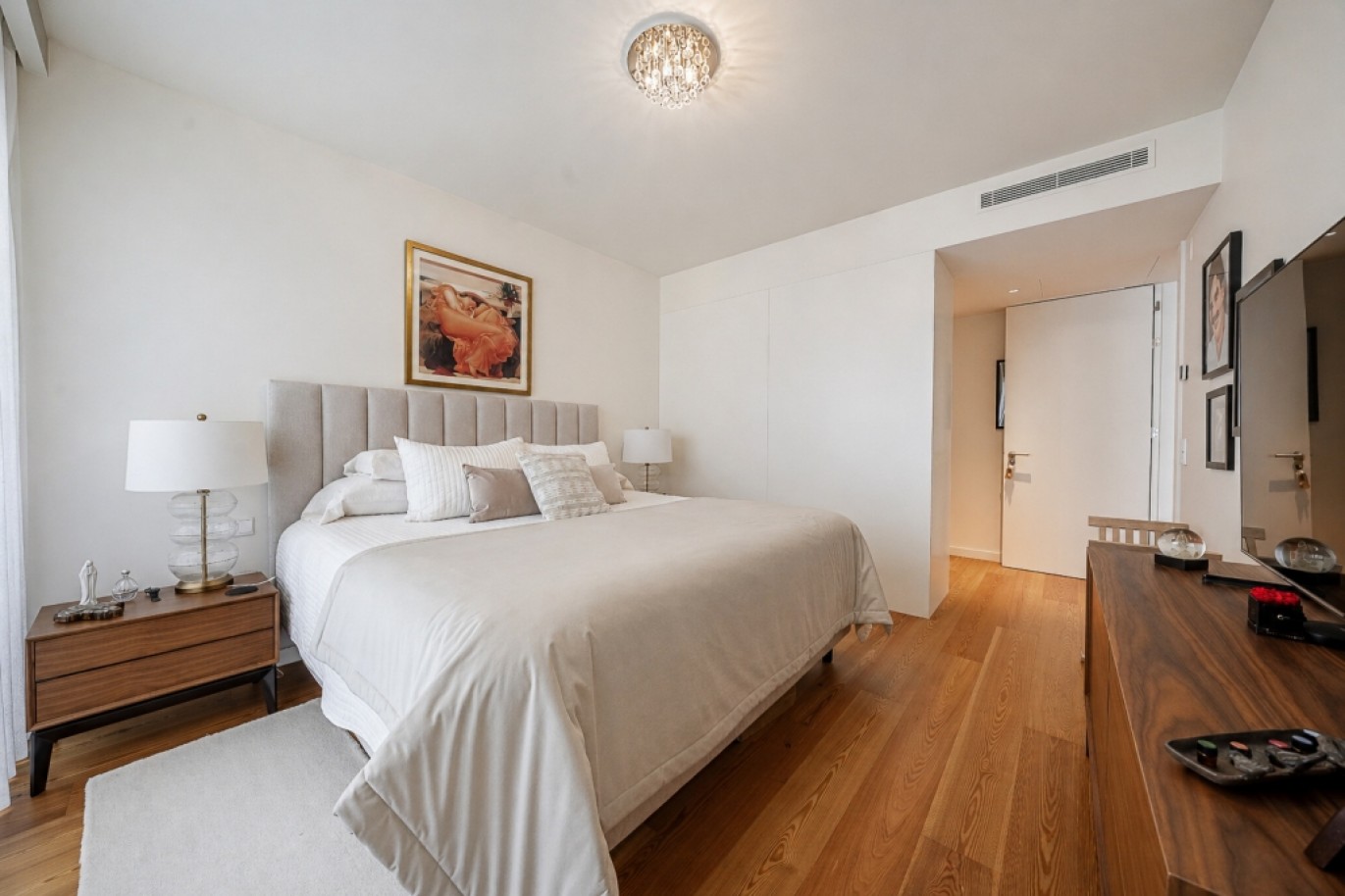 Apartamento T3, junto à praia, à venda em Armação de Pera, Algarve_365082