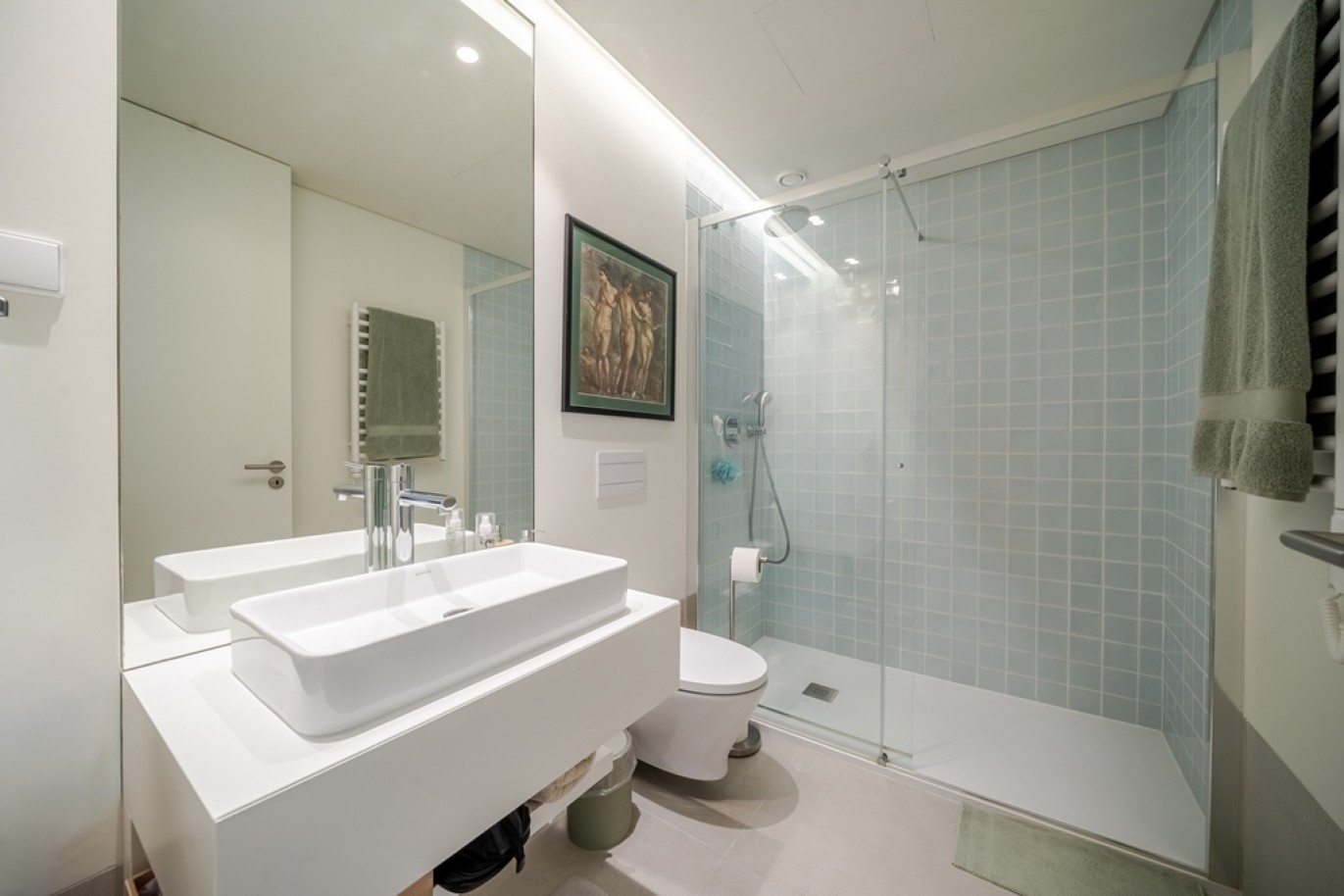 Apartamento T3, junto à praia, à venda em Armação de Pera, Algarve_365094