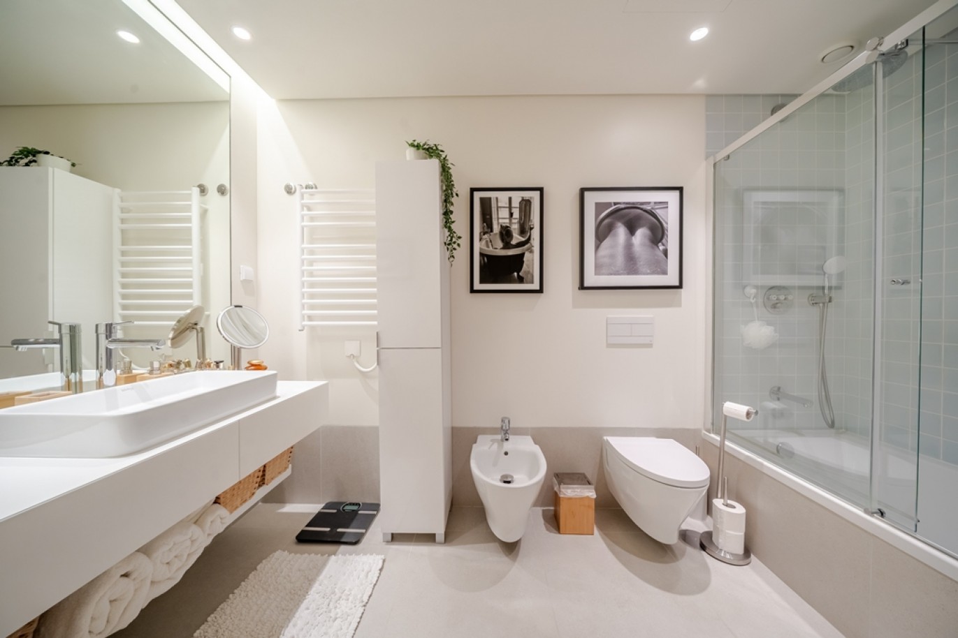 Apartamento T3, junto à praia, à venda em Armação de Pera, Algarve_365098