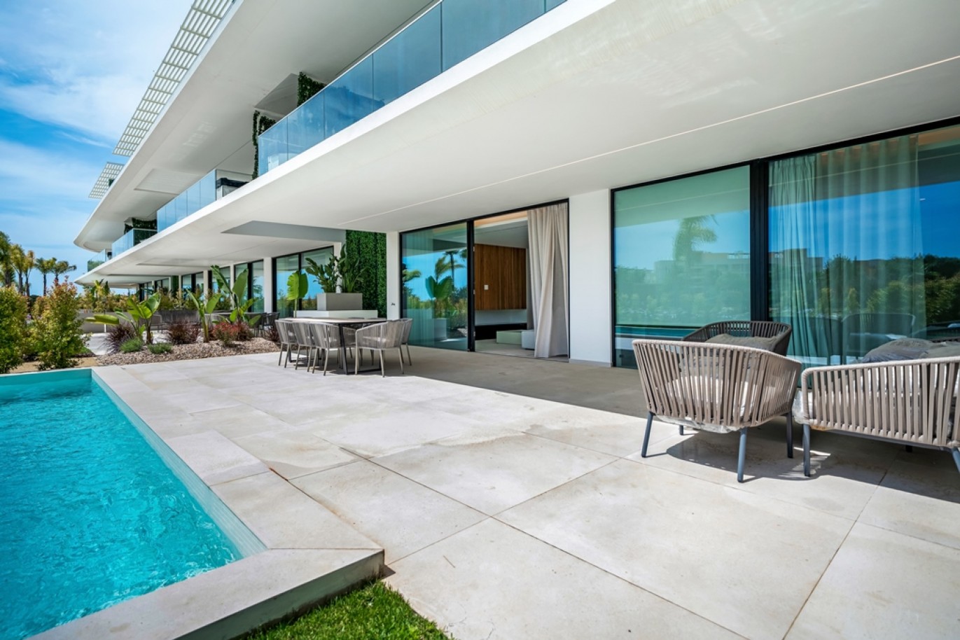 Luxuoso apartamento T3, para venda em Vilamoura, Algarve_365126