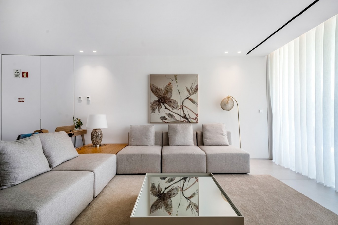 Lujoso piso de 2 dormitorios en venta en Vilamoura, Algarve, Portugal_365157