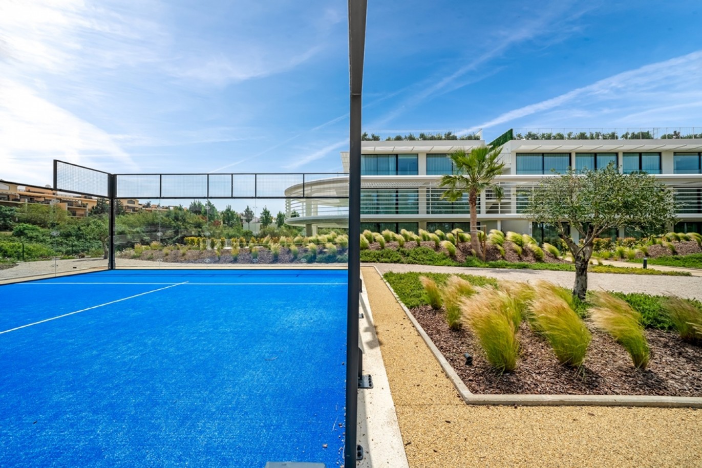 Lujoso piso de 2 dormitorios en venta en Vilamoura, Algarve, Portugal_365163