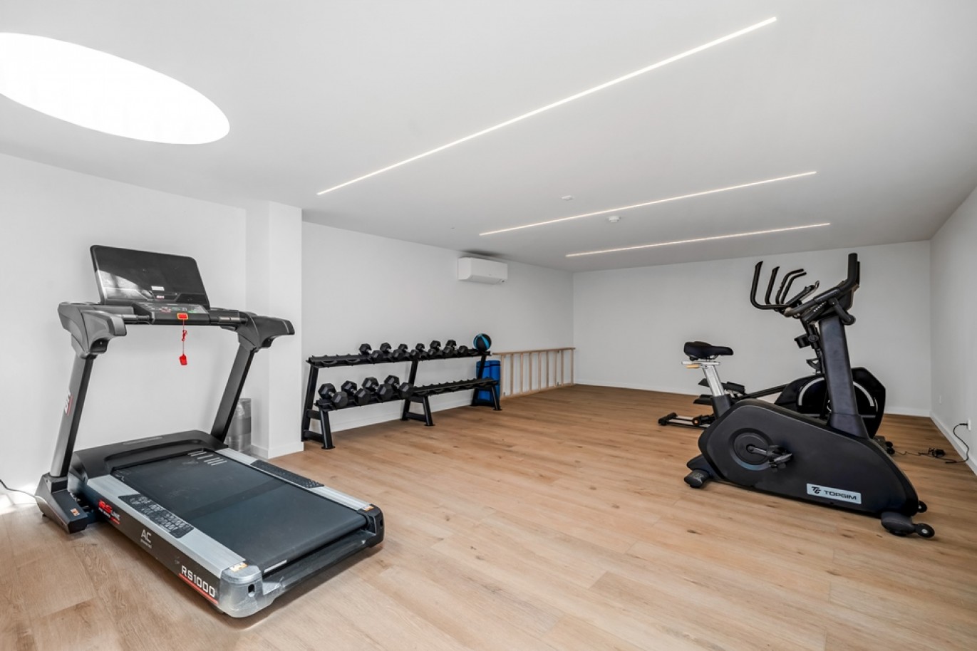 Lujoso piso de 2 dormitorios en venta en Vilamoura, Algarve, Portugal_365164