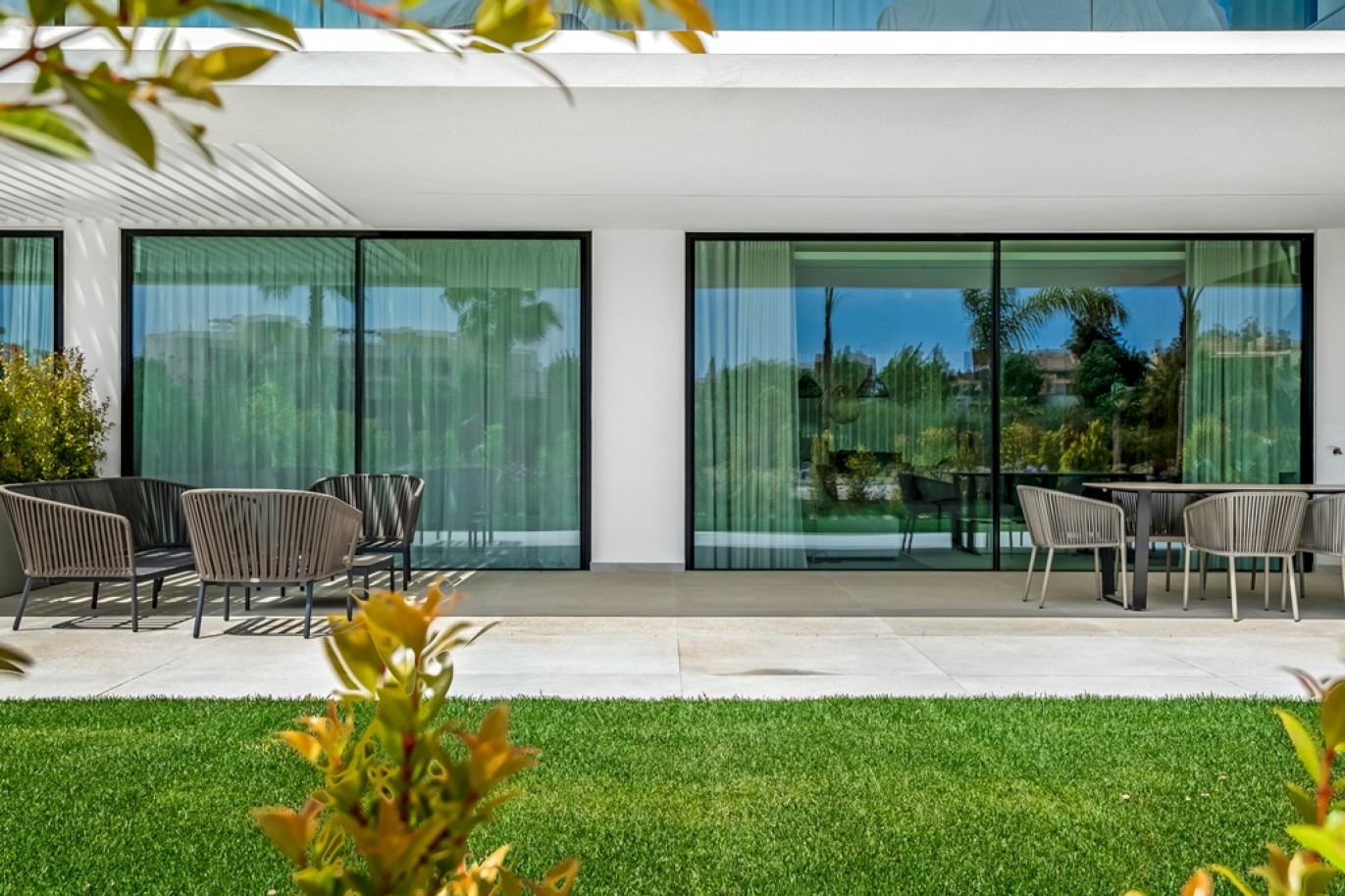 Lujoso piso de 2 dormitorios en venta en Vilamoura, Algarve, Portugal_365169