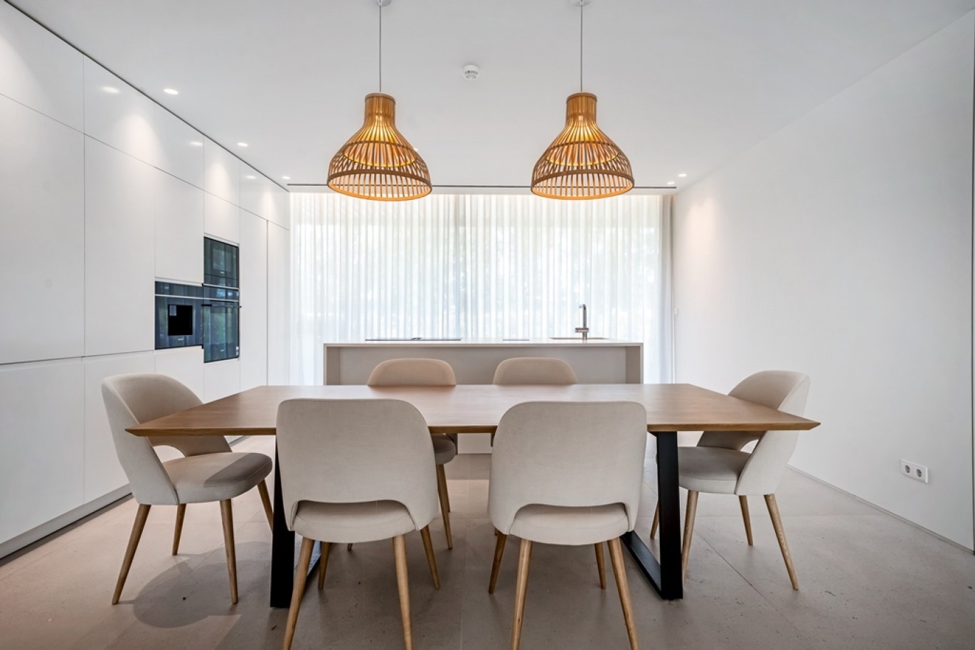 Lujoso piso de 2 dormitorios en venta en Vilamoura, Algarve, Portugal_365171