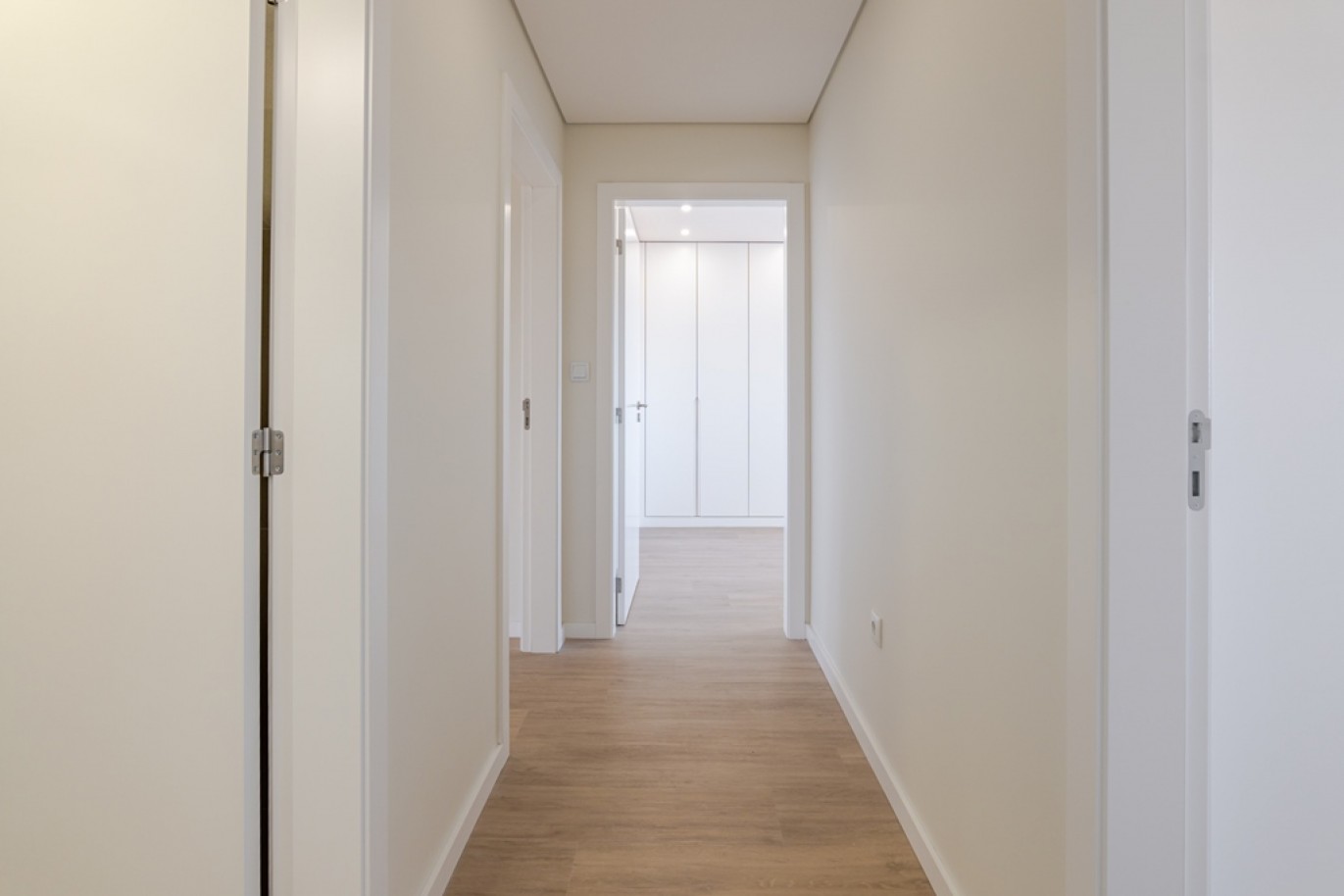 Drei-Zimmer-Wohnung mit Balkon in Vila Nova de Gaia, Portugal_365666