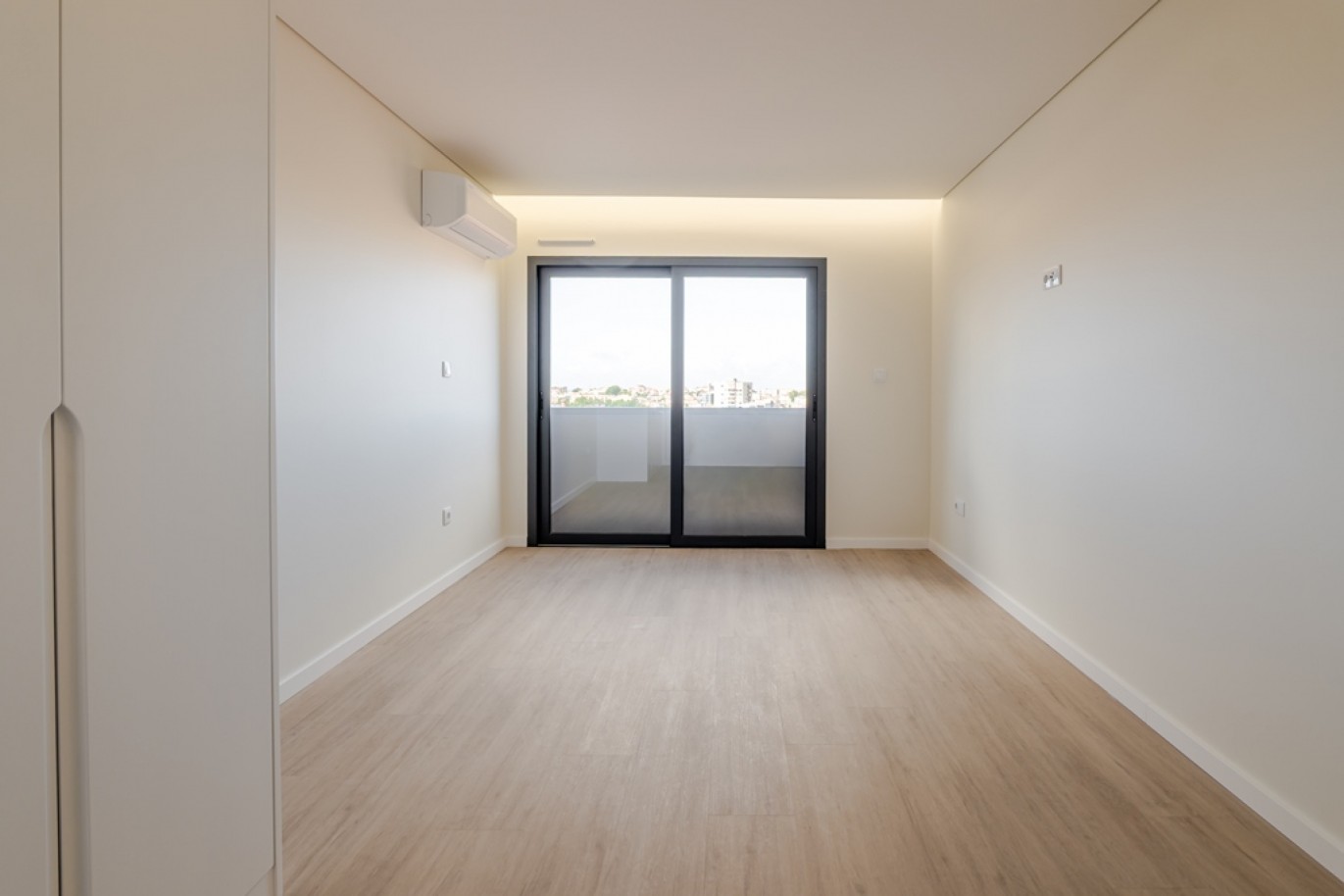 Drei-Zimmer-Wohnung mit Balkon in Vila Nova de Gaia, Portugal_365674