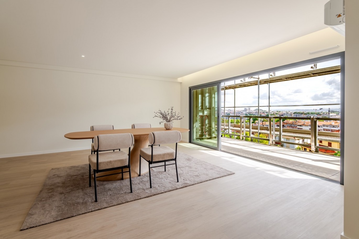 Drei-Zimmer-Wohnung mit Balkon in Vila Nova de Gaia, Portugal_365859
