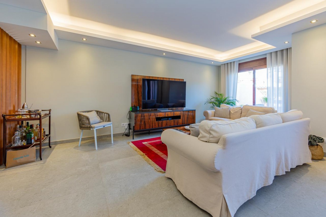 Villa de 4 dormitorios en venta em Quarteira, Algarve, Portugal_365939