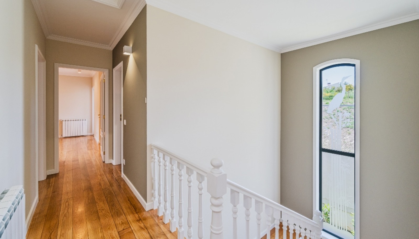 Refurbished four-bedroom villa with garden for sale in Maia_366000